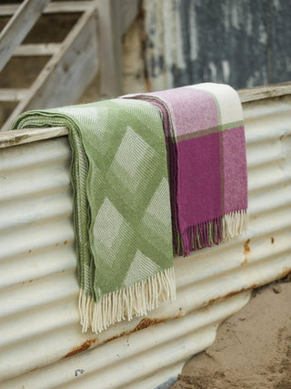 Block Check Pure New Wool Throw - Apple/Raspberry - LOOMSHIRE - 5