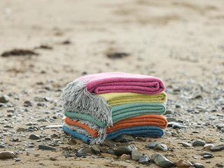 Boa Pure New Wool Throw - Pink - LOOMSHIRE - 4