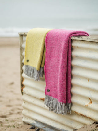 Boa Pure New Wool Throw - Pink - LOOMSHIRE - 2