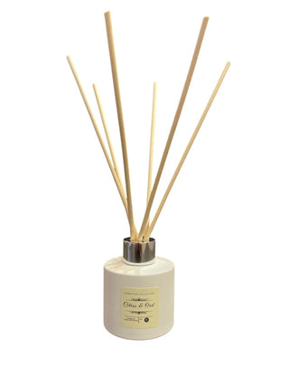 Citrus & Oud Reed Diffuser (100ml) – Luxury, Long‑Lasting Home Fragrance - LOOMSHIRE - 3