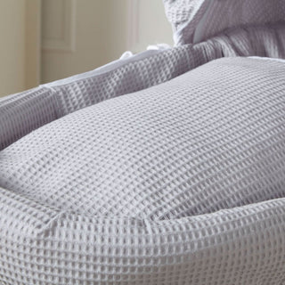 Grey Waffle White Wicker Baby Moses Basket With Stand - LOOMSHIRE - 6