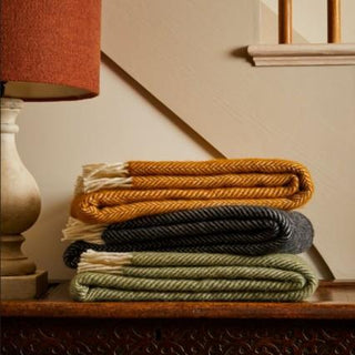 Herringbone Pure New Wool Throw - Black - LOOMSHIRE - 3