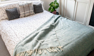 Honeycomb Pure New Wool Throw - Petrol Blue - LOOMSHIRE - 3