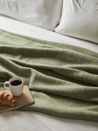 Honeycomb XL Pure New Wool Throw - Fern/Grey - LOOMSHIRE - 3