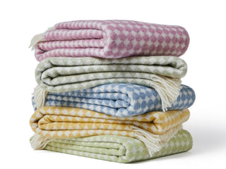 Jacquard Spot Pure New Wool Throw - Oil Yellow - LOOMSHIRE - 5