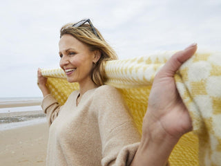 Jacquard Spot Pure New Wool Throw - Oil Yellow - LOOMSHIRE - 2