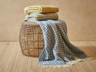 Jacquard Spot Pure New Wool Throw - Oil Yellow - LOOMSHIRE - 4