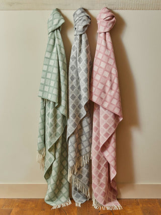 Manhattan Pure New Wool Throws - LOOMSHIRE - 6