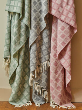 Manhattan Pure New Wool Throws - LOOMSHIRE - 4
