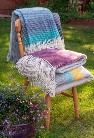 Ombre Pure New Wool Throw - Seaside Blue - LOOMSHIRE - 3