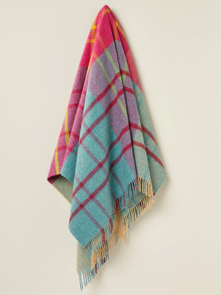 Stormness Check Pure New Wool Throw - Cerise/Mint - LOOMSHIRE - 3