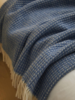 Waffle XL Pure New Wool Throw - Blue Jay - LOOMSHIRE - 5