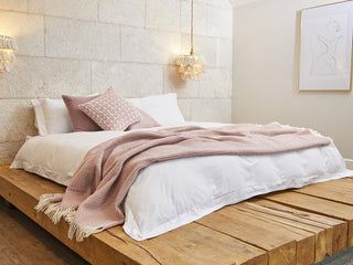 Waffle XL Pure New Wool Throw - Dusky Pink - LOOMSHIRE - 2